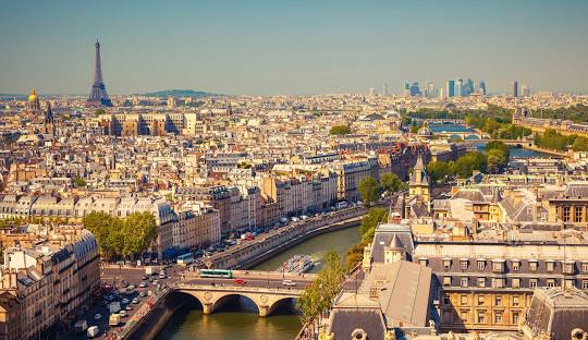 A Weekend in Paris